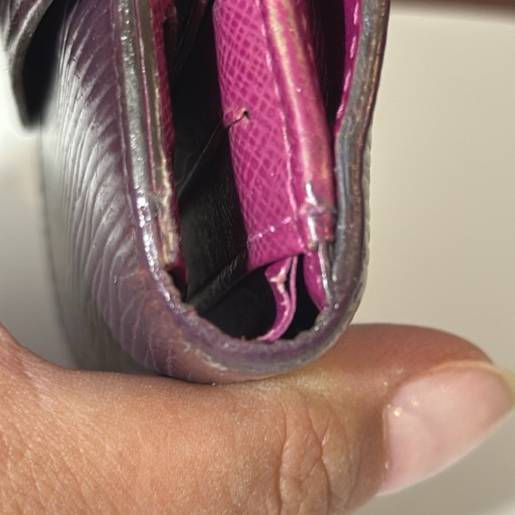 Louis Vuitton RARE epi leather - Picture 16 of 17